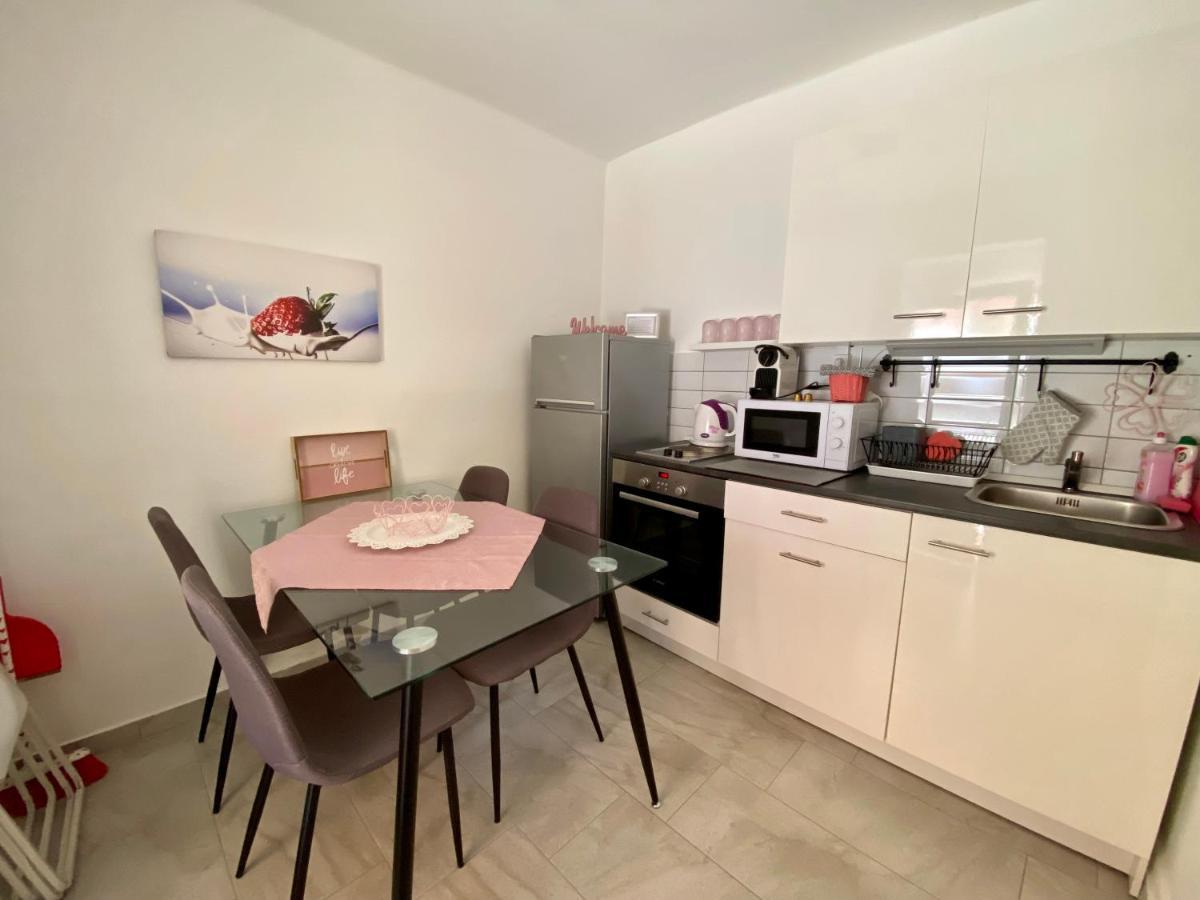 Do-Ti Apartmanhaz Balatonlelle Eksteriør bilde